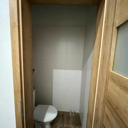 Διαμέρισμα V *