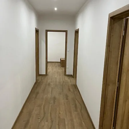 Apartamento V *
